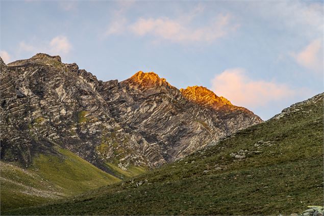 Tour des Aiguilles d'Arves : Refuge du Goléon - Refuge des Aiguilles d'Arves_Valloire - Thibaut BLAI
