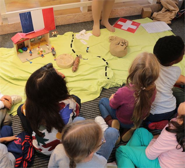 Animation pour les enfants à la Vieille Douane - JF Vuarand