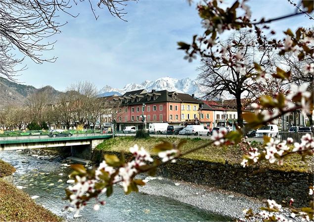 Balade des quais_Sallanches - Océane Casanova - Sallanches Tourisme