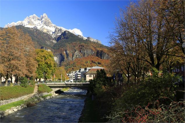 Balade des quais_Sallanches - Océane Casanova - Sallanches Tourisme