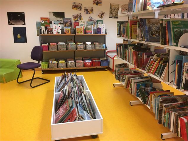 Bibliothèque_Saint-Avre - Commune de Saint-Avre