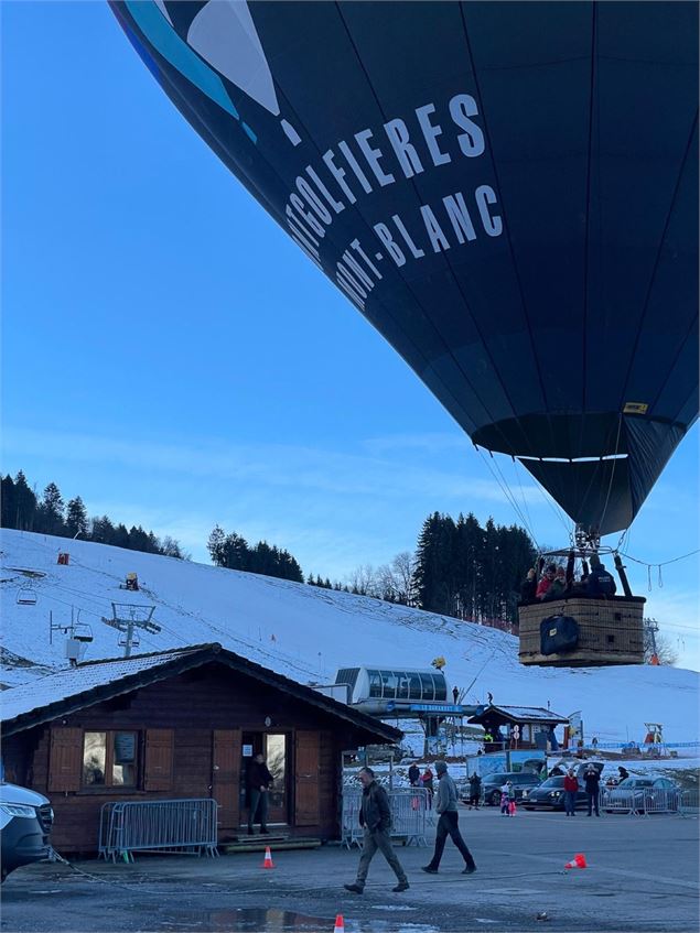 Départ du parking du Bois Noir - Montgolfières du Mont-Blanc