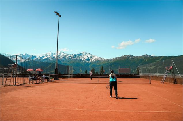 Courts de tennis extérieur - Centre Sportif de Verbier_Val de Bagnes
