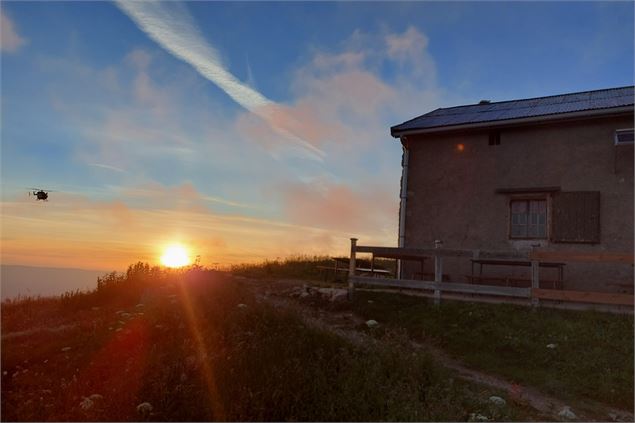 Coucher de soleil - OT Thônes Coeur des Vallées