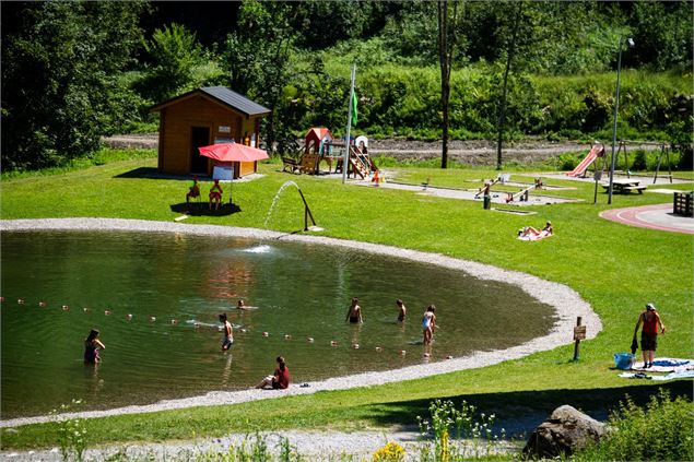 Plan d'eau_Saint-Colomban-des-Villards - Sabrina TALBOT