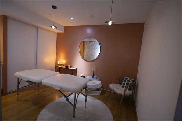 Ryokan Center -