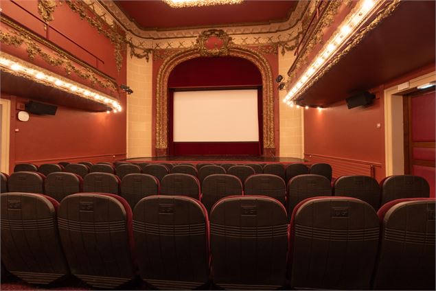 Cinéma - Théâtre André Dussolier_Divonn