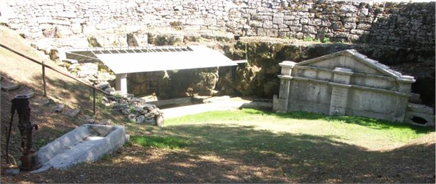 Sentier du karst - Lavoir de Drom - scalland