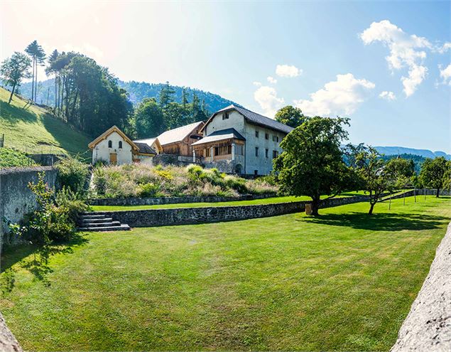Bauernhof von Gy mit Blick auf den Park - Ferme de Gy