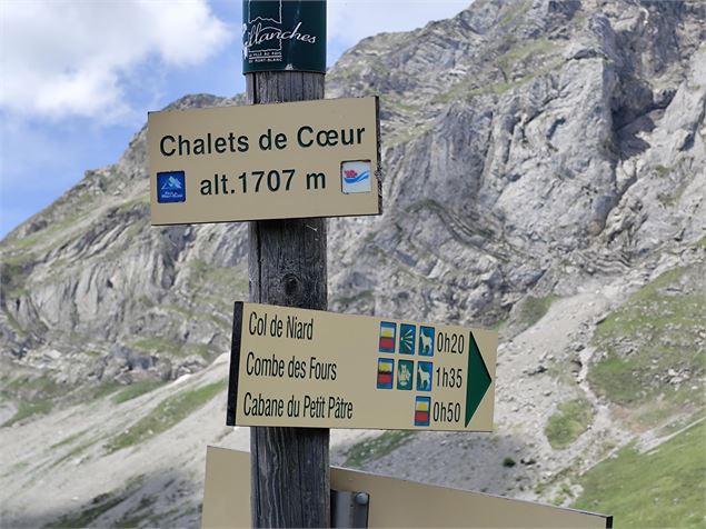 Panneau Chalet de Coeur - Cordon Tourisme