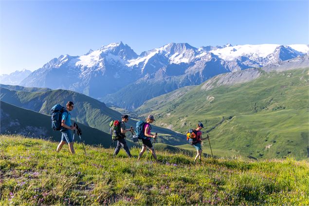 Boucle des 3 cols - Itinérance pédestre en 5 jours_Valloire - Thibaut BLAIS