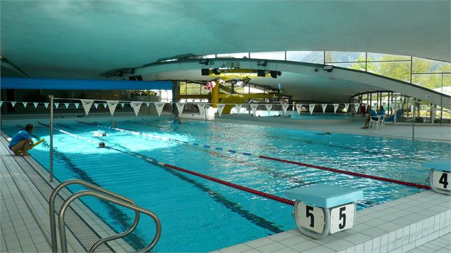 Piscine intérieure centre richard bozon