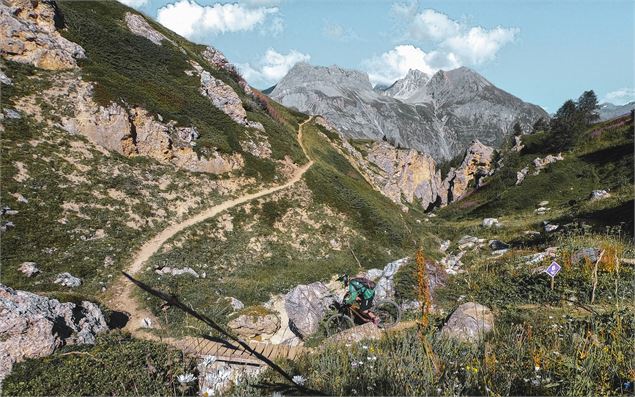 VTT DH Vallée perdue - Yann Allègre