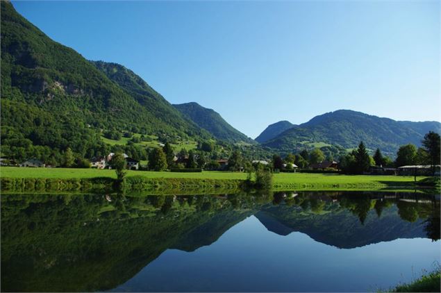 Itinéraire pédestre : lac de Flérier et des villages - Gilles Piel