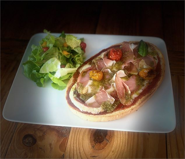 Présentation plat - © Du vin sur la planche