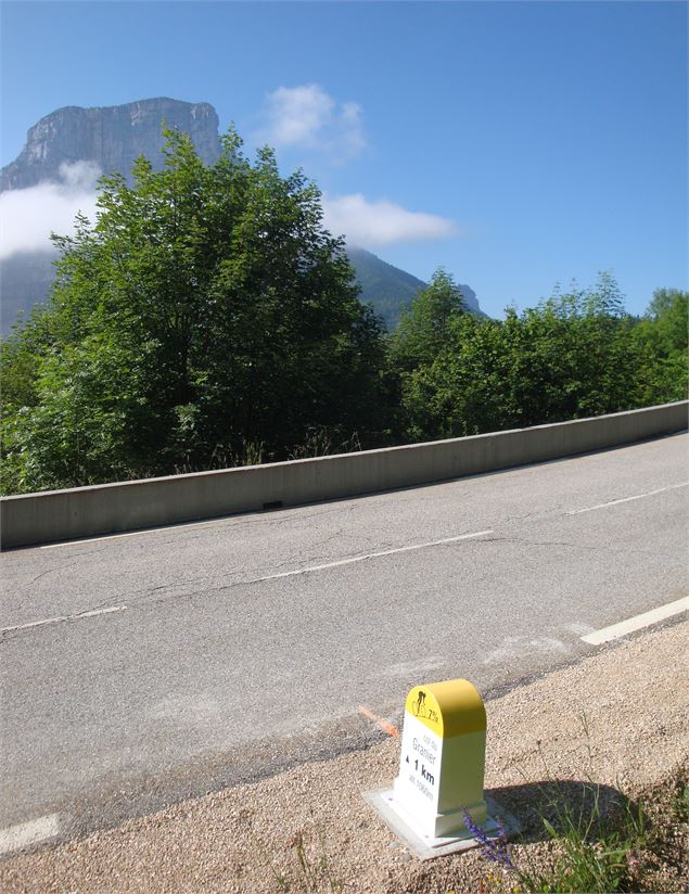Montée cyclo du Col du Granier depuis Chambéry - SavoieMontBlanc-Teso-Quenard
