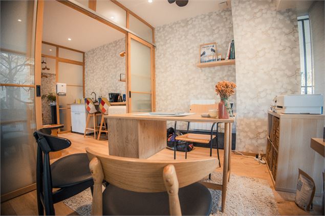 Ryokan Center -