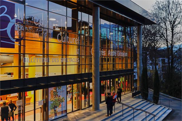 Centre culturel et des congrès André Grosjean_Aix-les-Bains