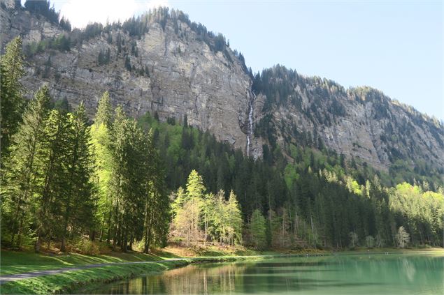 Lac de Montriond - Victor Demilly