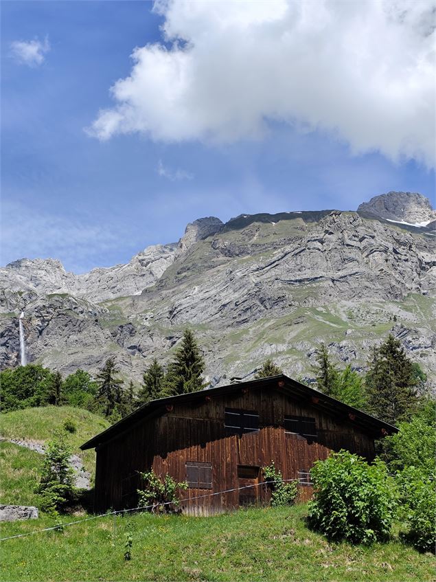 Chalet sous la pierre Fendue - Cordon Tourisme