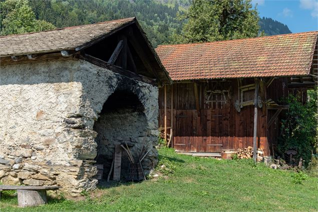 Ferme et four - Christian Martelet