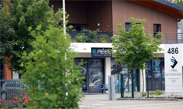 E.réel  Annecy - EREEL