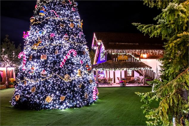 Le Hameau du Père Noël - M.MORAVSKI