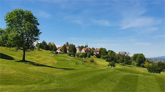 terrain golf - D.R/ Golf Esery Grand Genève