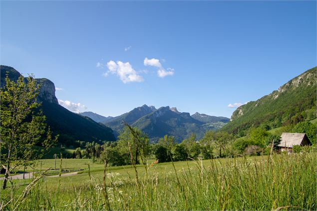 Boucle cyclo : Circuit des Entremonts - © Explore Savoie - Lansard
