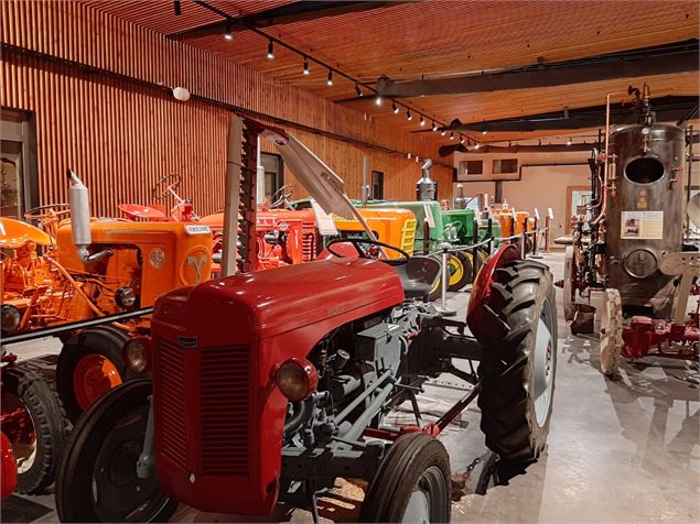 - M.J. / musée du patrimoine