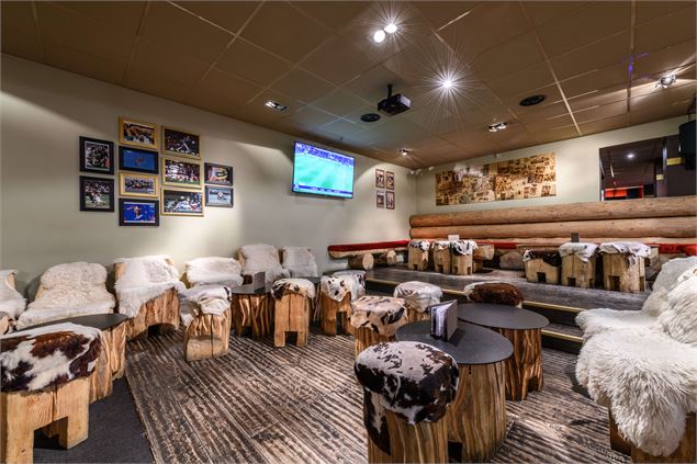 Bowling Arc 2000_Bourg-Saint-Maurice - JULIETTE REBOUR