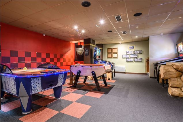 Bowling Arc 2000_Bourg-Saint-Maurice - JULIETTE REBOUR