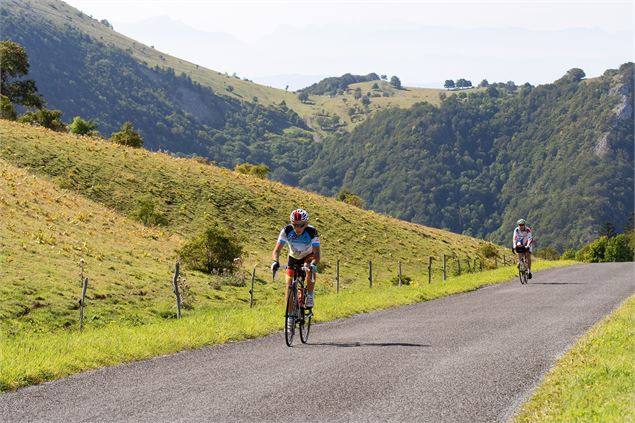 Circuit vélo : Le Grand Colombier et le col de la Biche depuis les Plans d'Hotonnes_Haut Valromey -