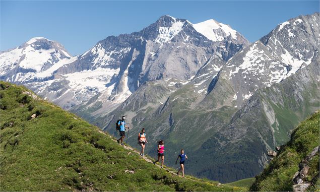 Vue crêtes du Mont Jovet - Bozel - Geoffrey Vabre