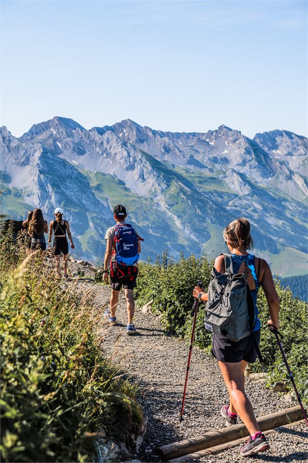 Sentier panoramique_Le Grand-Bornand - M. Dubost - Le Grand-Bornand Tourisme