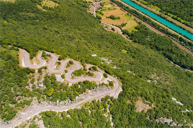 Circuit vélo : Le Grand Colombier et ses lacets_Champagne-en-Valromey - Laurent Madelon - CCBS
