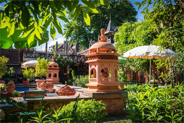 - Jardins secrets