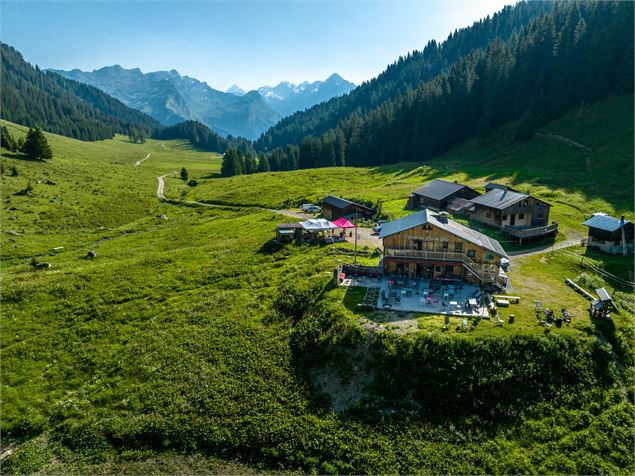 Itinéraire pédestre : lac de Gers depuis Samoëns Village_Samoëns - Mathilda Manzi