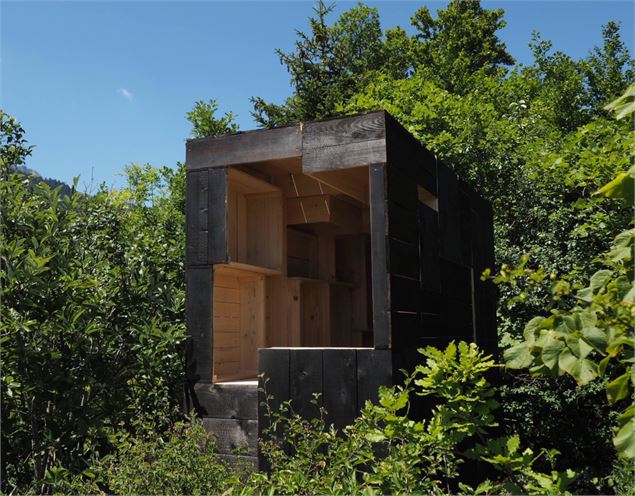 Cabane n°12 : La caverne fortifiée - Sources du lac d'Annecy