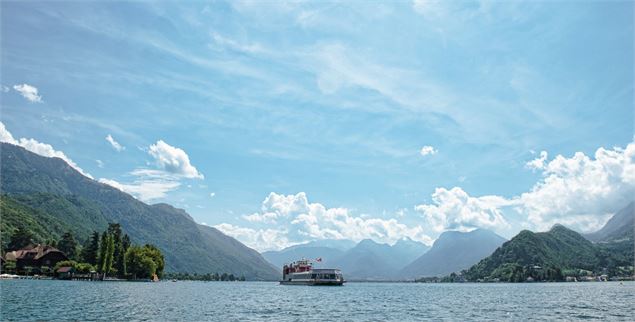 Croisières Pont Supérieur à bord du MS Libellule